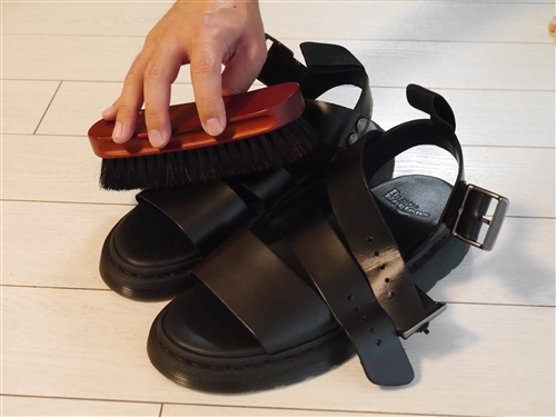 ドクターマーチングリフォン 靴擦れ