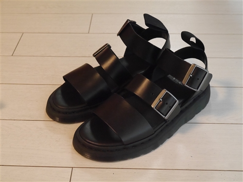 ドクターマーチングリフォン 靴擦れ